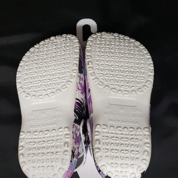 Capelli of New York NWT Glow in the Dark Faux Fur Lined Slip-on Clogs - Picture 7 of 7